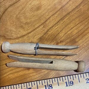 Wooden vintage clothes pins